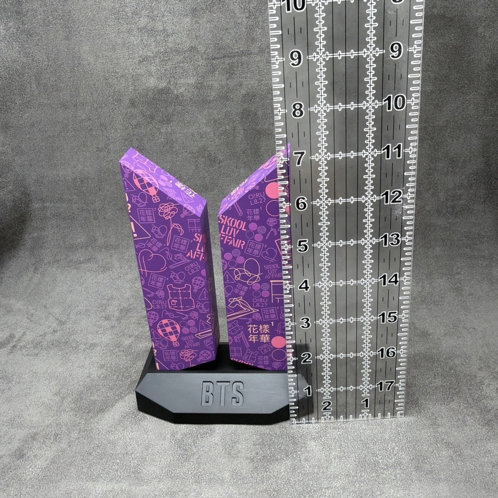 Premium BTS Logo 7 With You Edition Statue Sideshow Collectibles - Picture 5 of 5